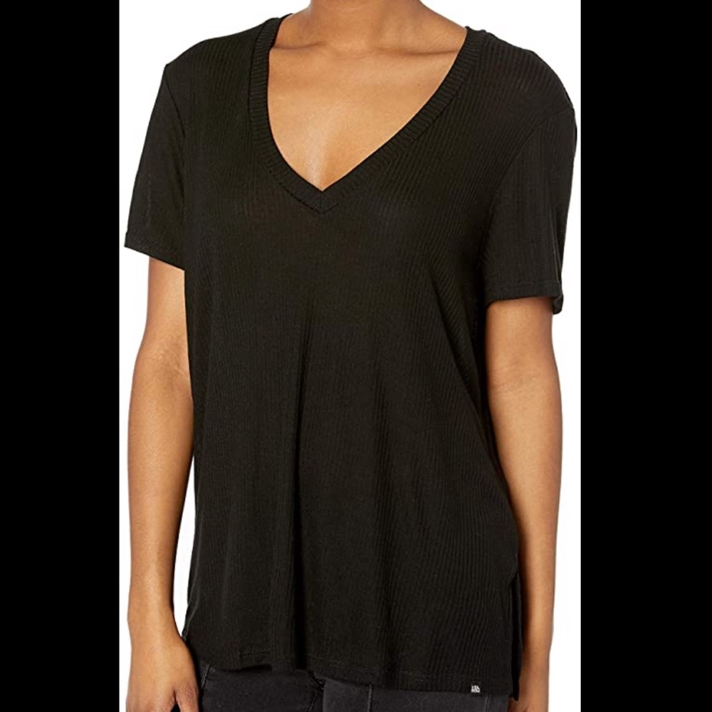 Black Ribbed Volcom T-shirt